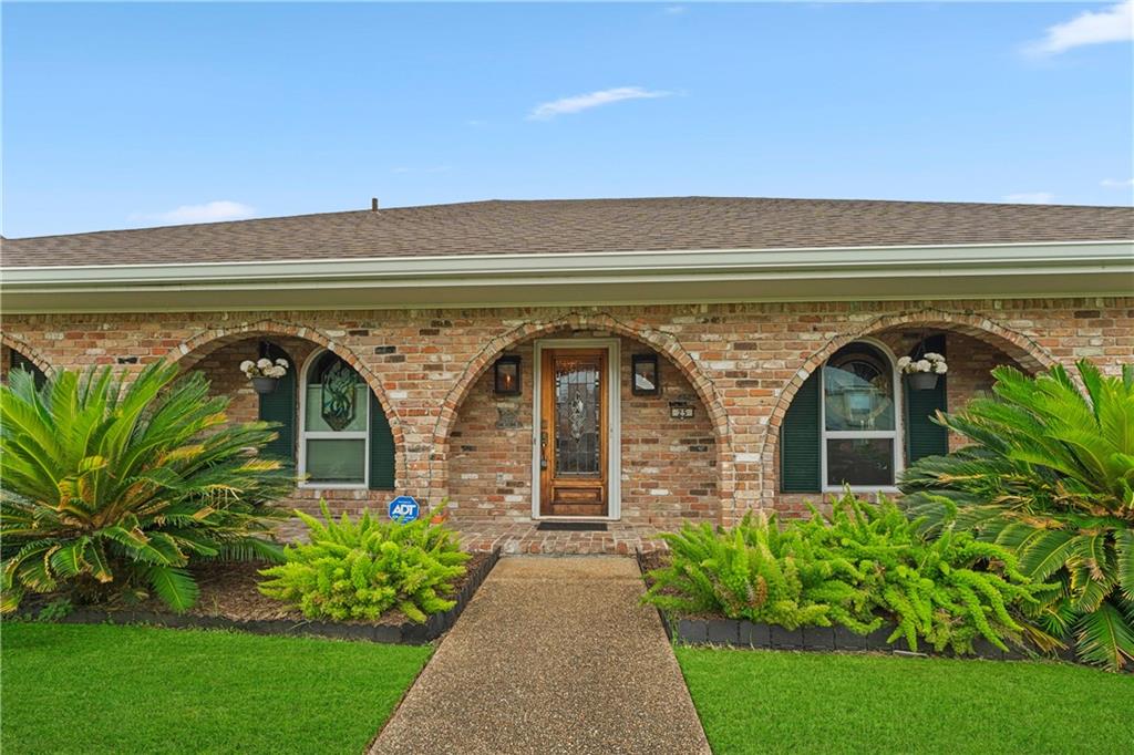 25 YOSEMITE Drive