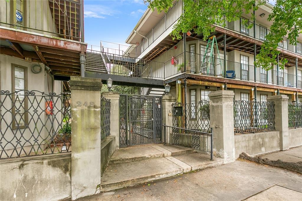 248 CHEROKEE Street 22