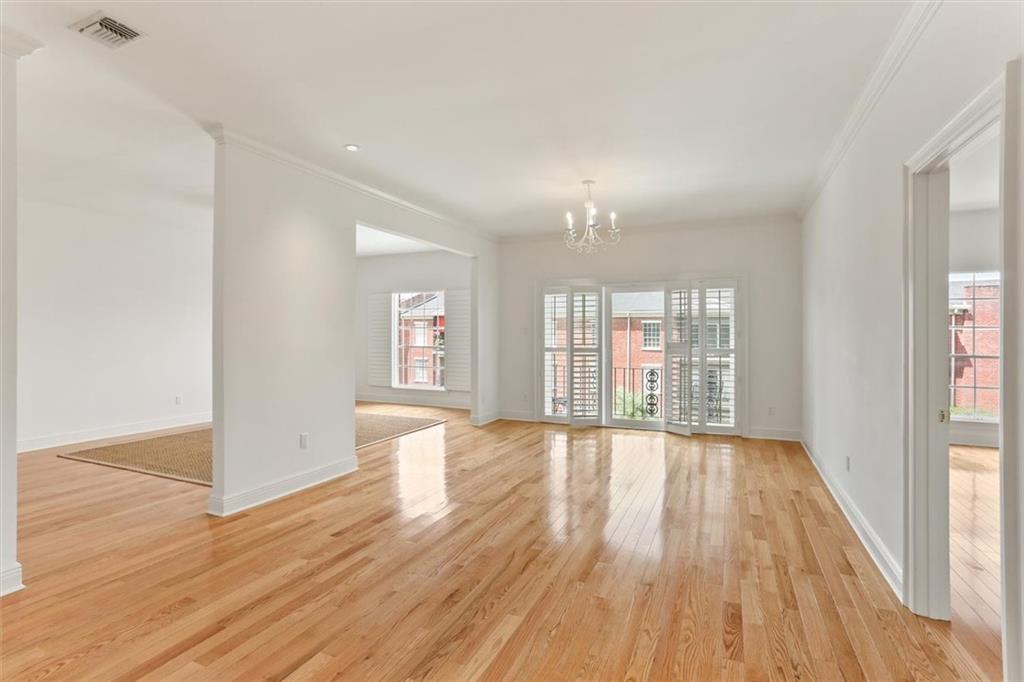801 RUE BURGUNDY Street 315