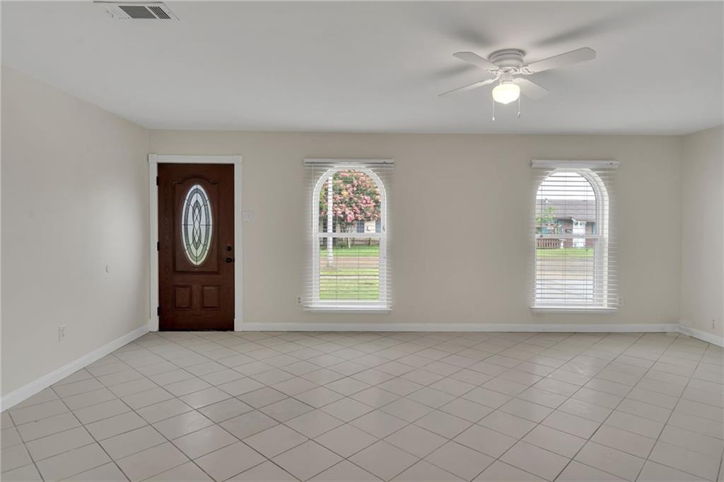 2920 SURFWOOD Drive
