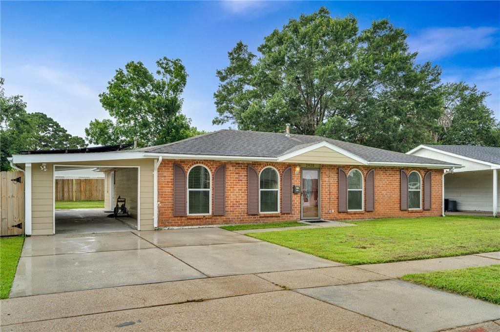 2920 SURFWOOD Drive