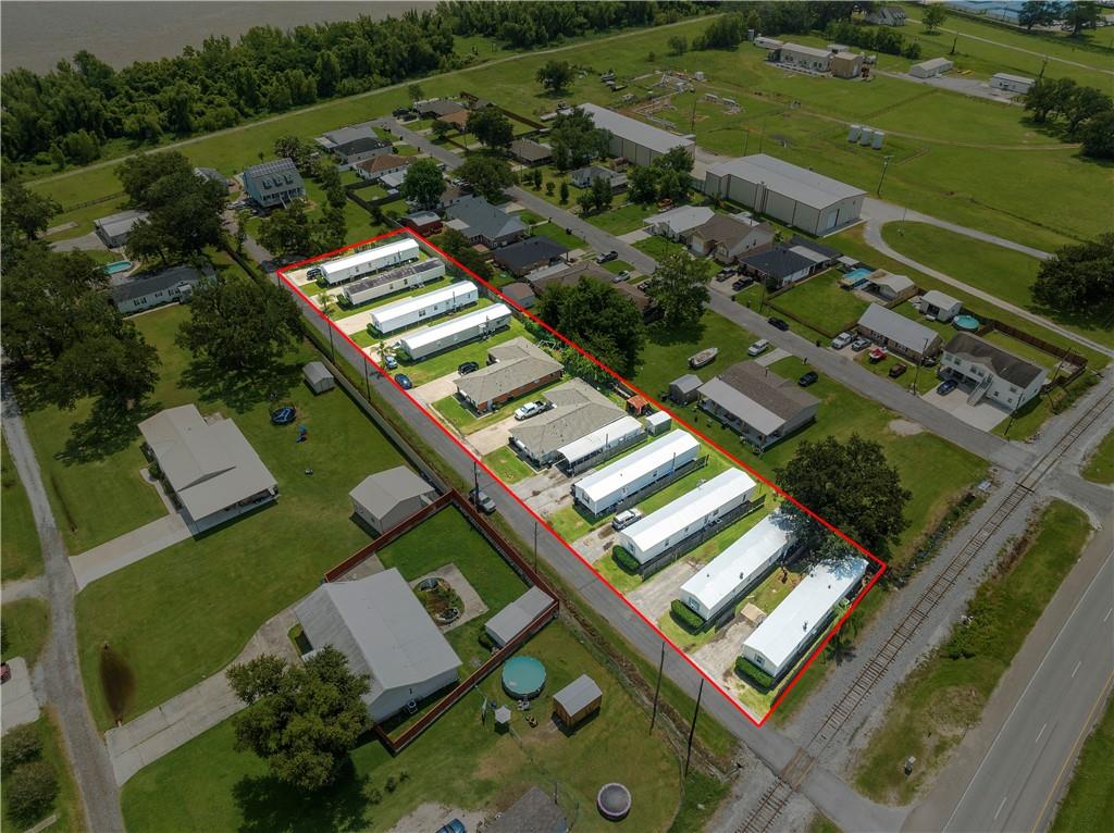 Belle Chasse, Louisiana 70037, United States, ,Commercial,Pending,25917