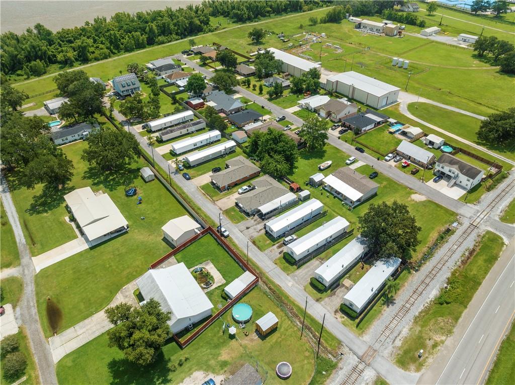 Belle Chasse, Louisiana 70037, United States, ,Commercial,Pending,25917