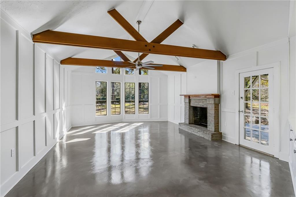 2211 S AMERICA Street