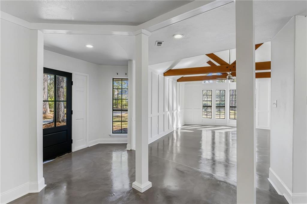 2211 S AMERICA Street