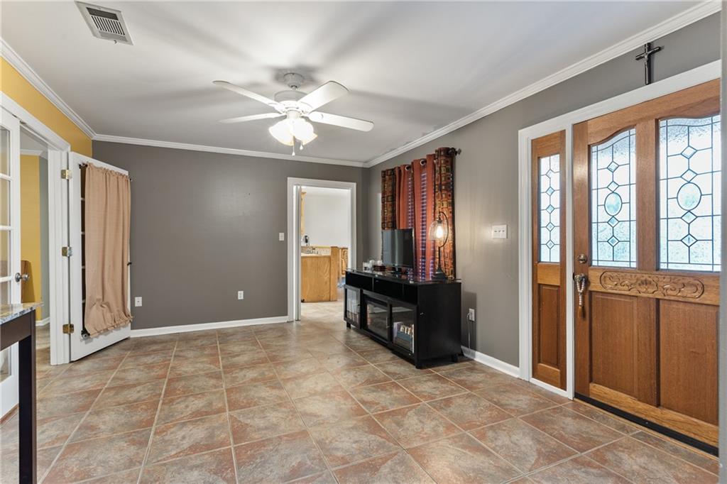 215 WOODBRIDGE Boulevard