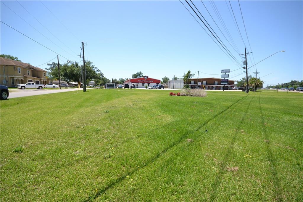 12429 HWY 90 Highway
