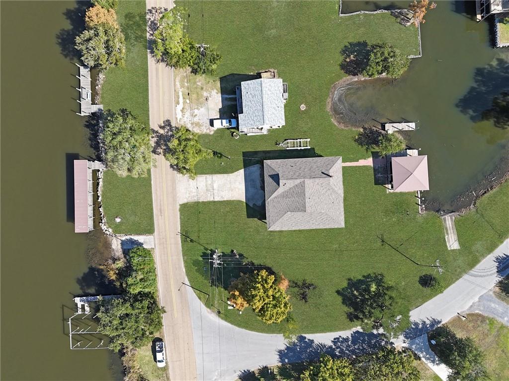275 CARR Drive