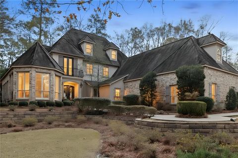 144 GLENDURGAN Way Madisonville LA 70447