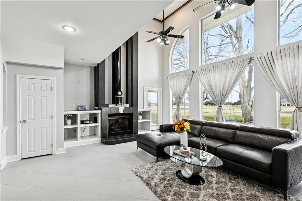 1320 LAKE LOUISE Drive