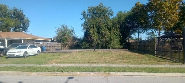 4949 CORINNE ST, NEW ORLEANS, LA 70127 - Image 999bd6ec11aa8f575e4a1124ccb9aa55/2009672696