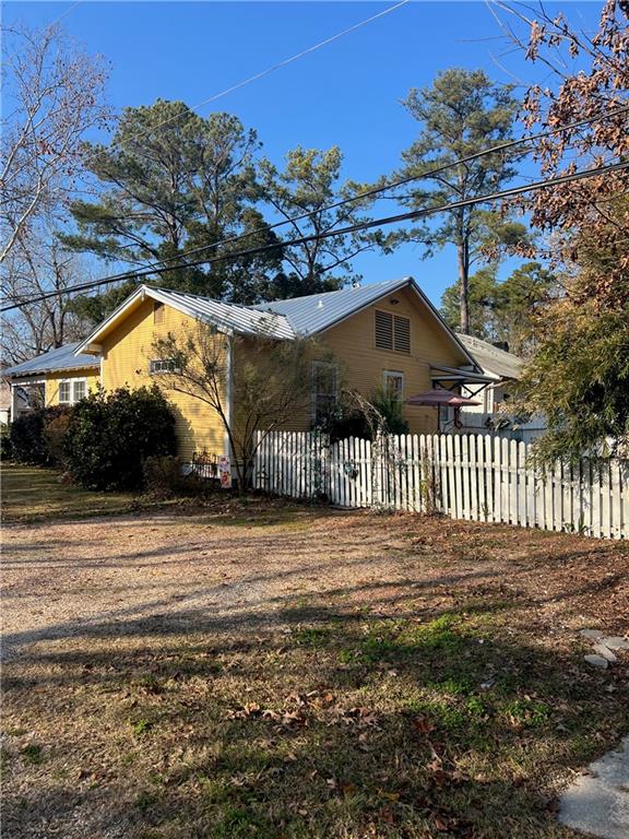 Mandeville, Louisiana 70448, United States, 3 Bedrooms Bedrooms, ,3 BathroomsBathrooms,Residential,Active,9855