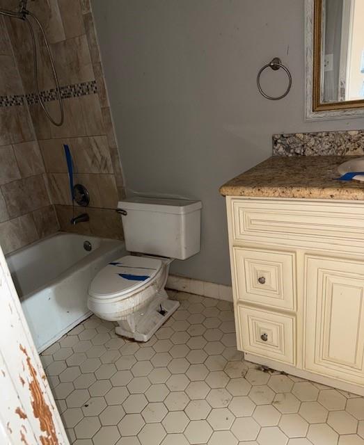 27 BRANDON HALL Drive C