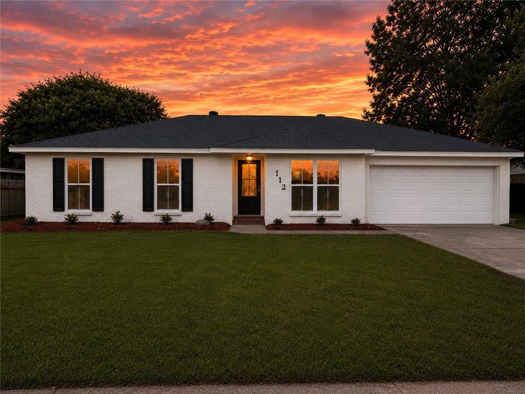 112 BOSWELLS Drive