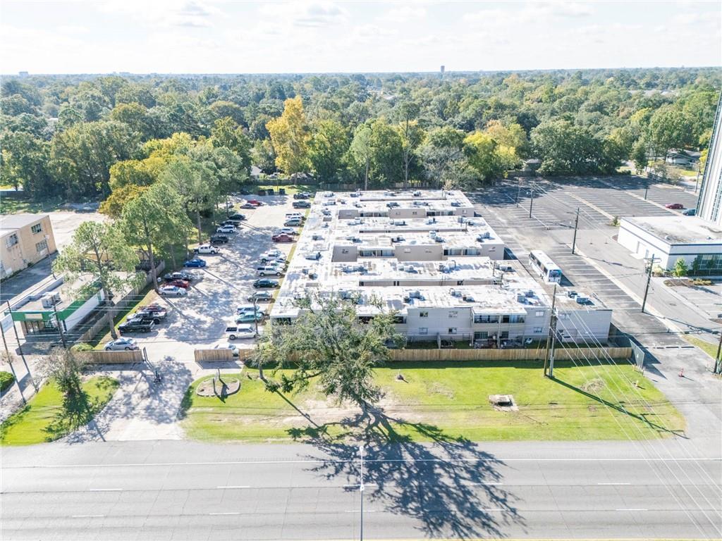 5750 FLORIDA Boulevard