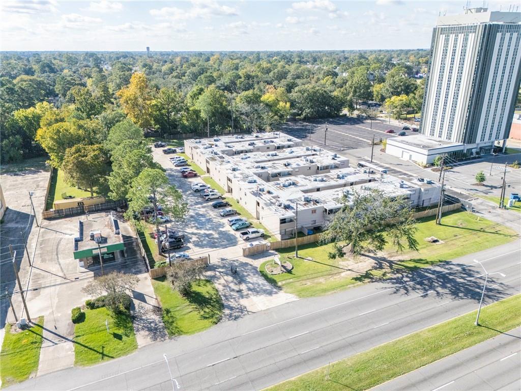 5750 FLORIDA Boulevard