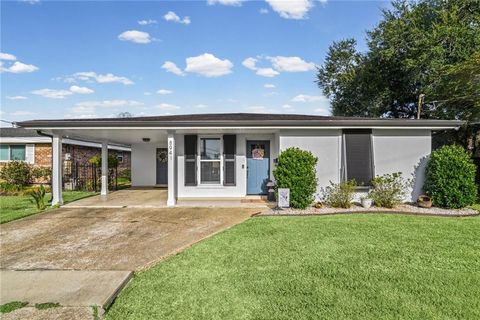 8941 CROCHET Avenue River Ridge LA 70123