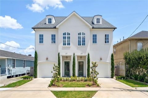 Photo of 325 FOCIS Street, Metairie, LA 70005 (MLS # 2558101)