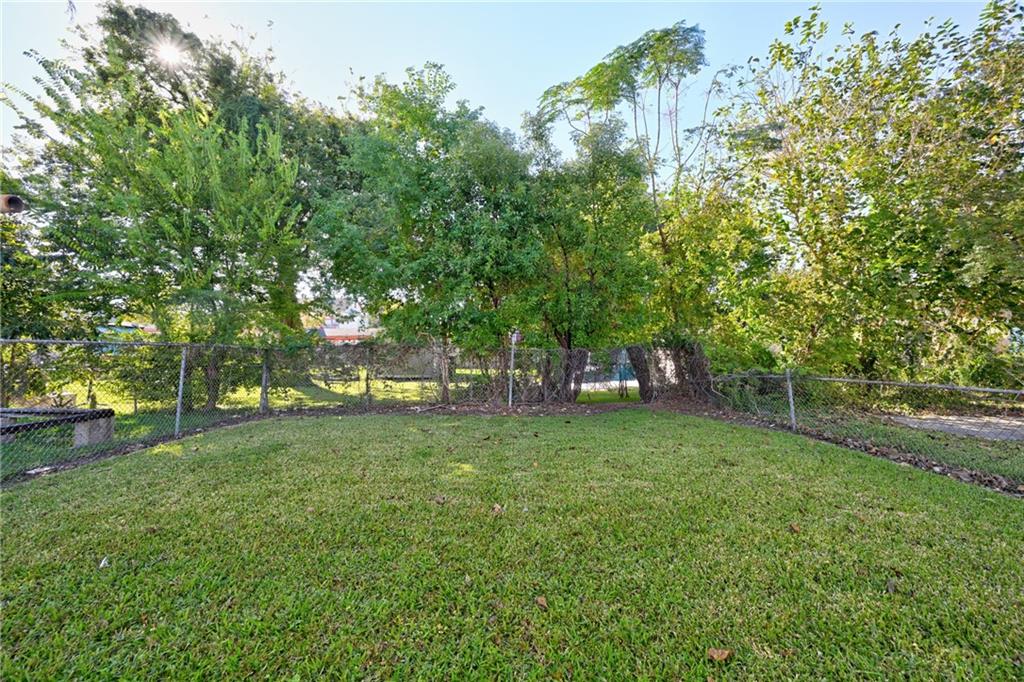 New Orleans, Louisiana 70114, United States, 4 Bedrooms Bedrooms, ,2 BathroomsBathrooms,Residential,Active,237374