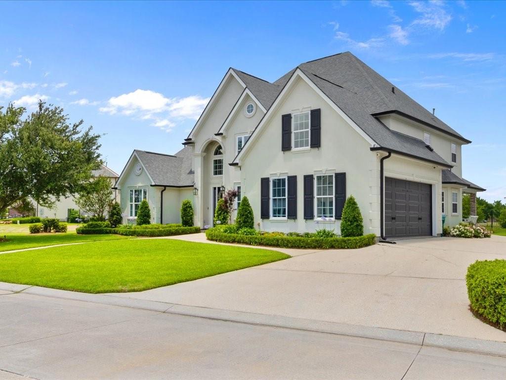 118 DOG WOOD Drive