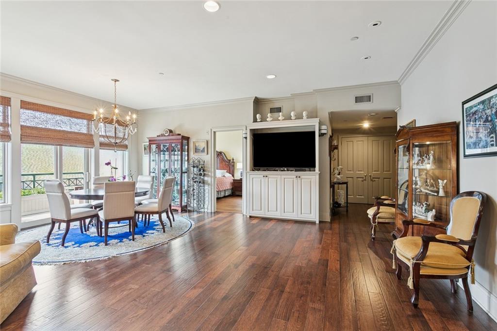 400 METAIRIE HAMMOND Highway 5E