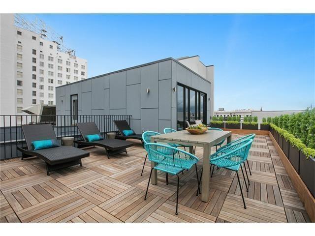 New Orleans, Louisiana 70130, United States, 2 Bedrooms Bedrooms, ,2 BathroomsBathrooms,Residential,Pending,70098