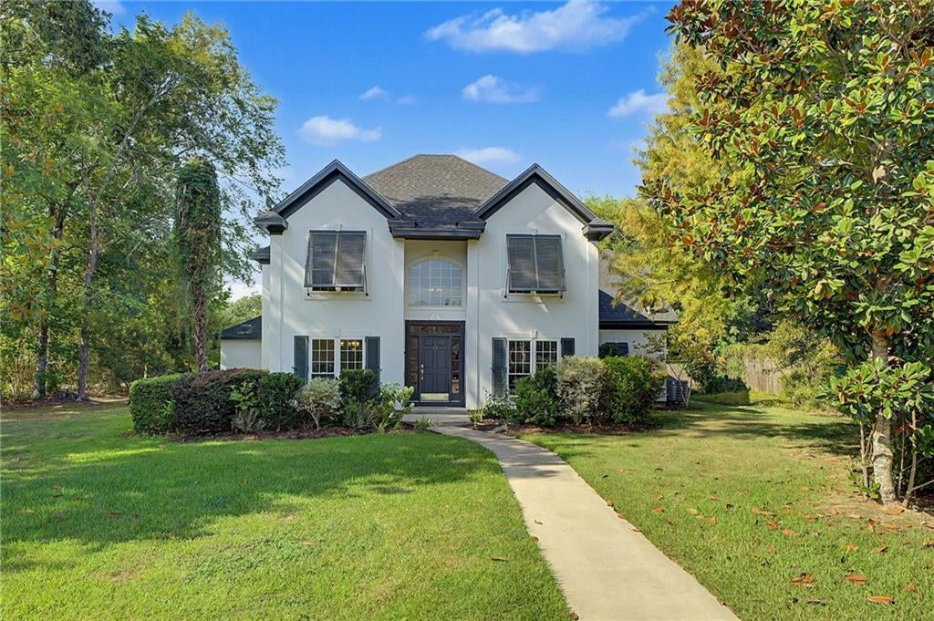 11 AUDUBON Lane