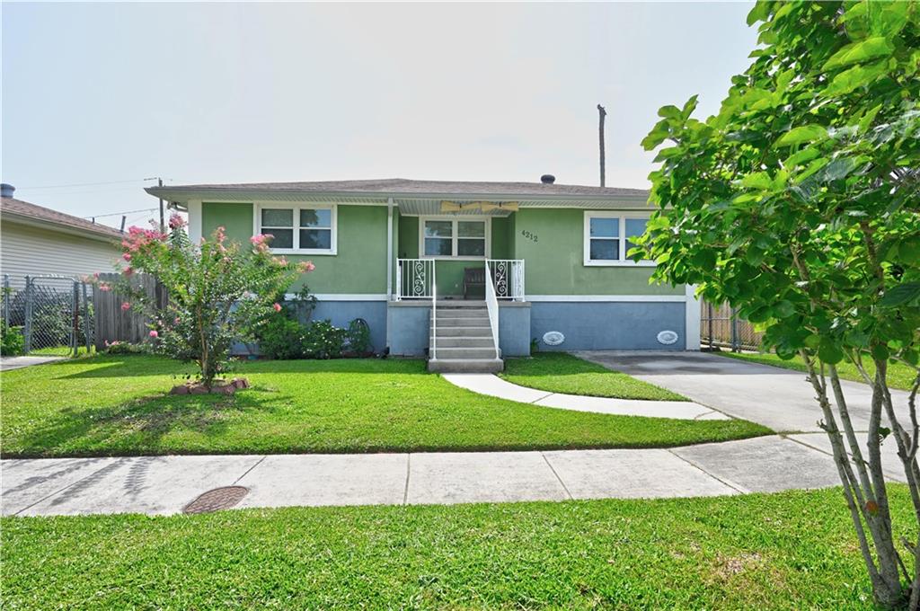 4212 W LOYOLA Drive