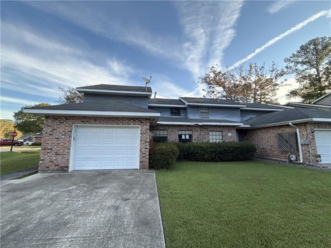 1 JENNIFER Court Mandeville LA 70448