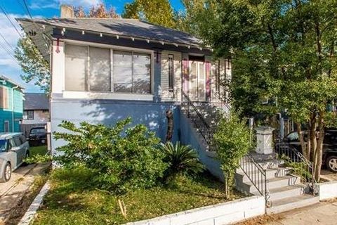 3625 NAPOLEON Avenue New Orleans LA 70125