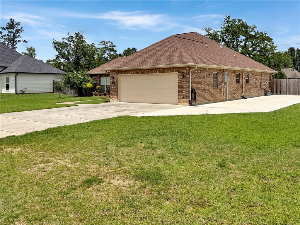 39 MAGNOLIA Court