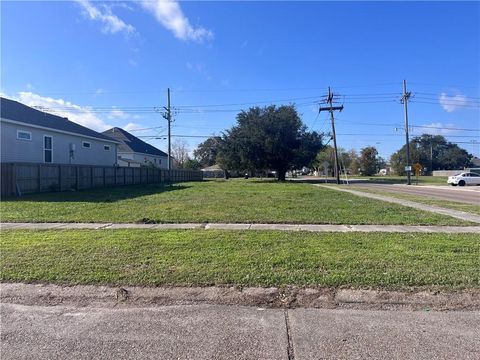 7420 PATRICIA Lane Arabi LA 70032