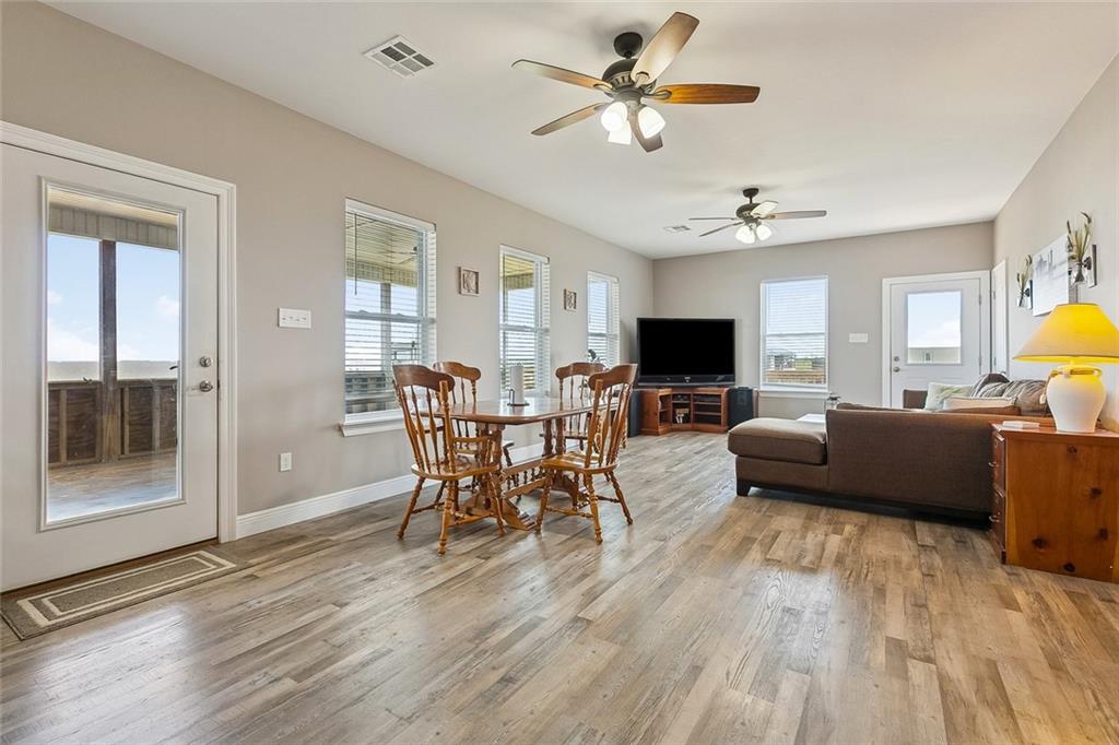 25725 CHEF MENTEUR Highway