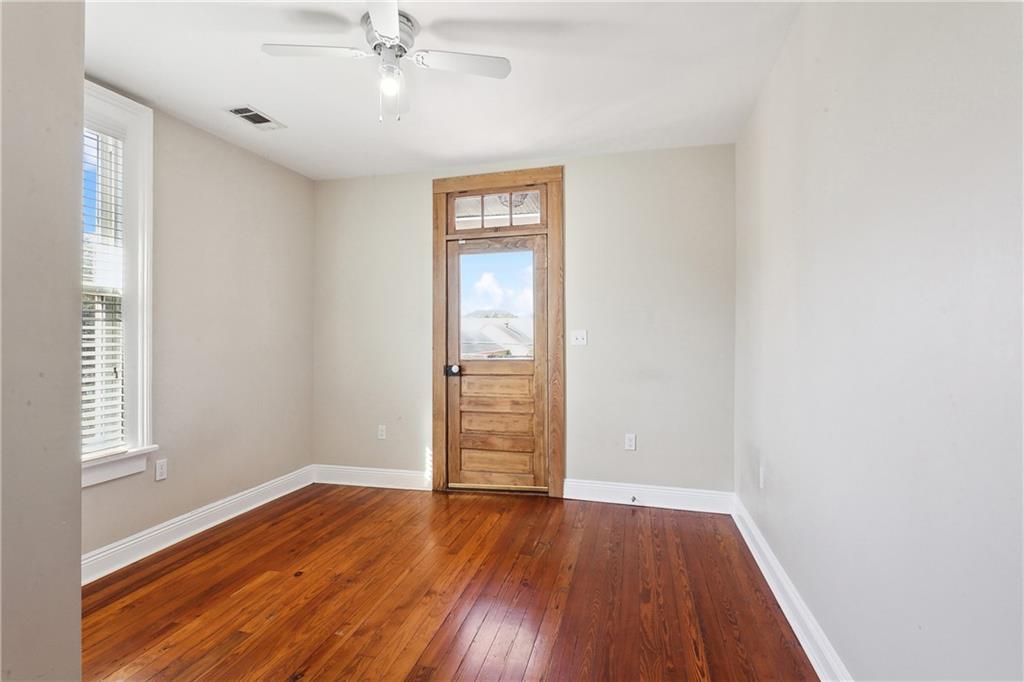 New Orleans, Louisiana 70119, United States, 3 Bedrooms Bedrooms, ,3 BathroomsBathrooms,Residential,Active,53557