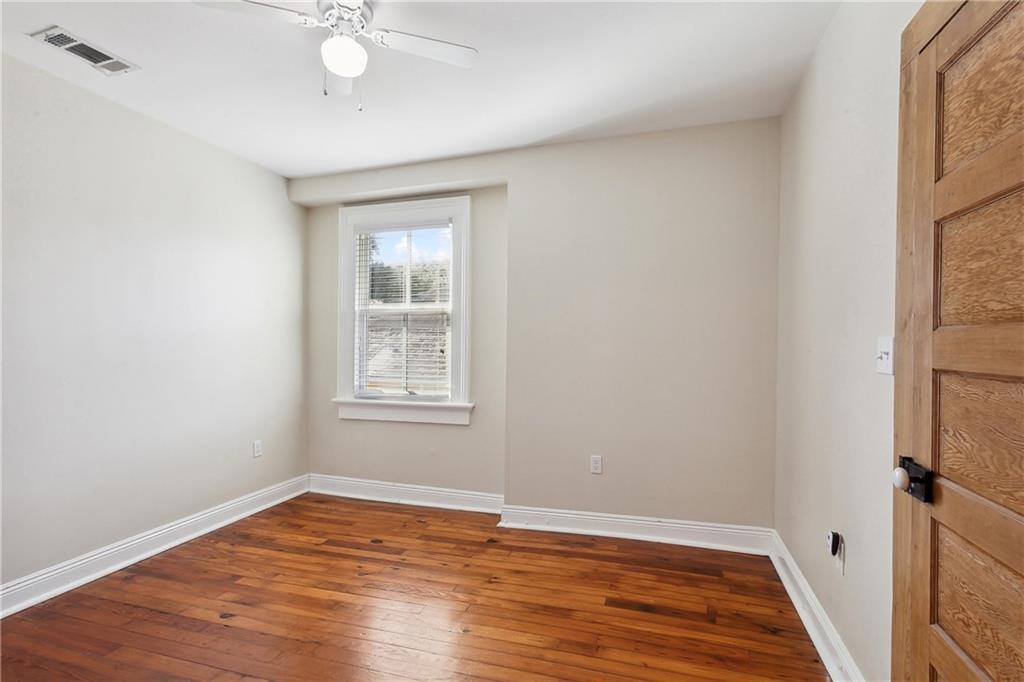 New Orleans, Louisiana 70119, United States, 3 Bedrooms Bedrooms, ,3 BathroomsBathrooms,Residential,Active,53557