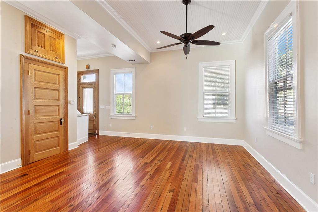 New Orleans, Louisiana 70119, United States, 3 Bedrooms Bedrooms, ,3 BathroomsBathrooms,Residential,Active,53557