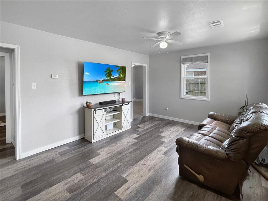 3113 IVY Place