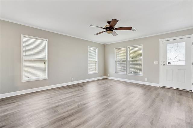 15 E CHALMETTE Circle
