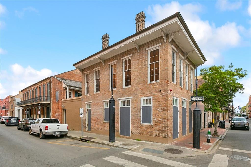 939 41 BIENVILLE Street