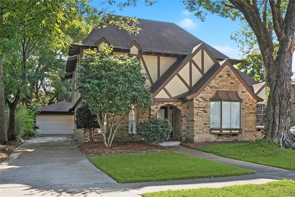 28 GRAND CANYON Drive