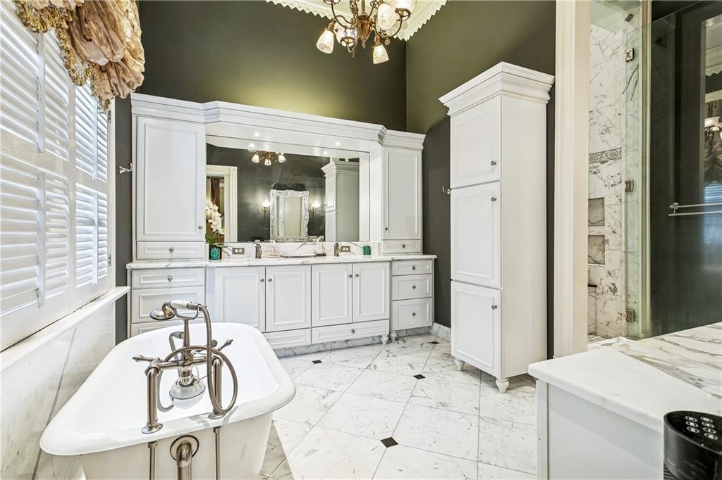 Covington, Louisiana, 70435, United States, 4 Bedrooms Bedrooms, ,5 BathroomsBathrooms,Residential,Active,1936635