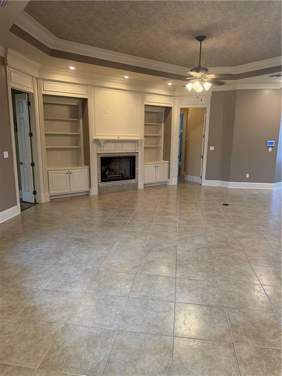 257 E AUGUSTA Lane