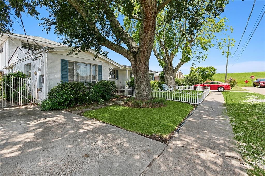 1514 OCEAN Drive