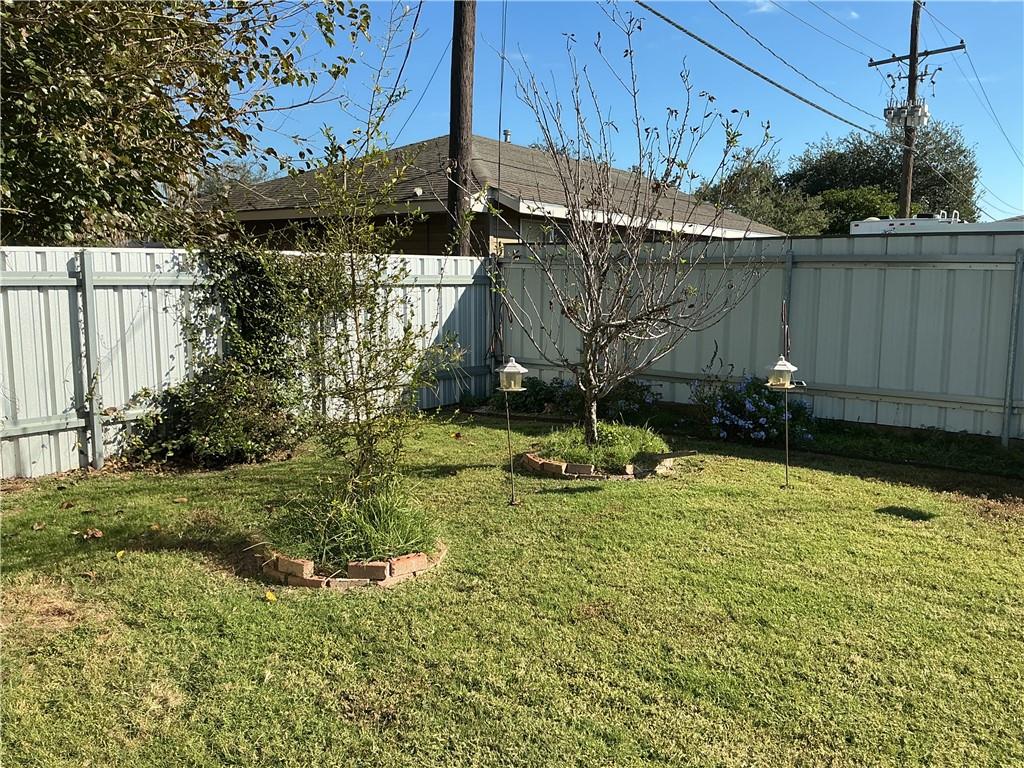 Kenner, Louisiana 70065, United States, 3 Bedrooms Bedrooms, ,2 BathroomsBathrooms,Residential,Active,247301