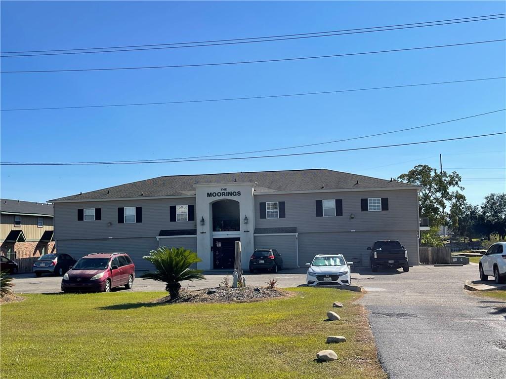 4854 PONTCHARTRAIN Drive 2