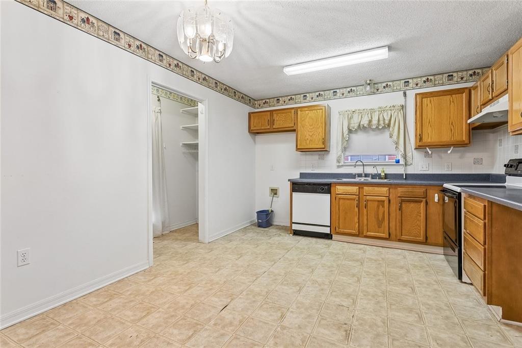 1160 ROSEMEADOW Loop