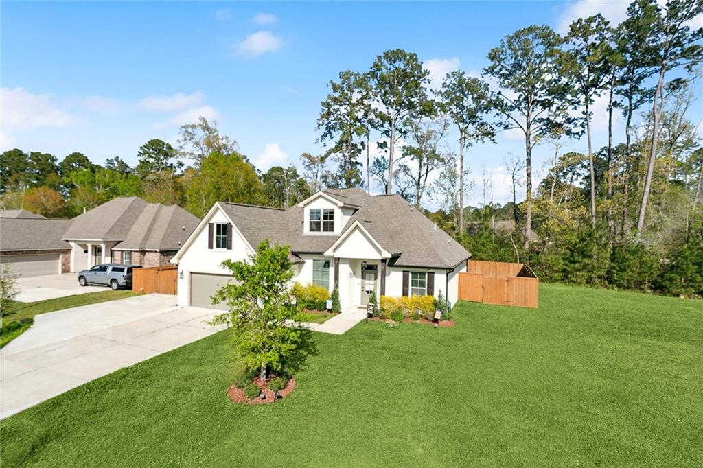 644 ENGLISH OAK Drive