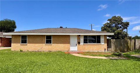 Photo of 2524 MASSACHUSETTS Avenue, Metairie, LA 70003 (MLS # 2559367)