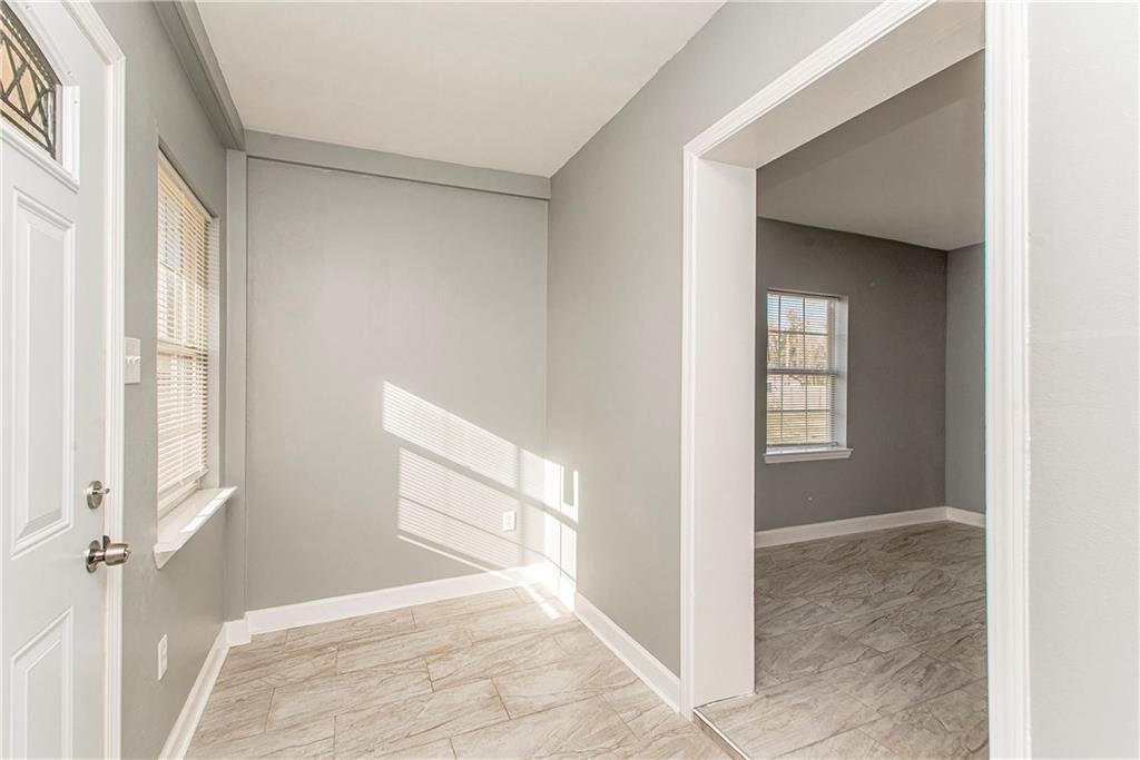 Reserve, Louisiana 70084, United States, 2 Bedrooms Bedrooms, ,1 BathroomBathrooms,Residential,Pending,64037