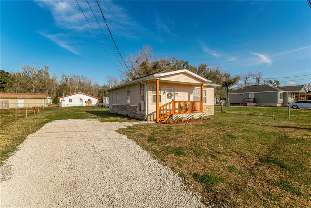 Reserve, Louisiana 70084, United States, 2 Bedrooms Bedrooms, ,1 BathroomBathrooms,Residential,Pending,64037